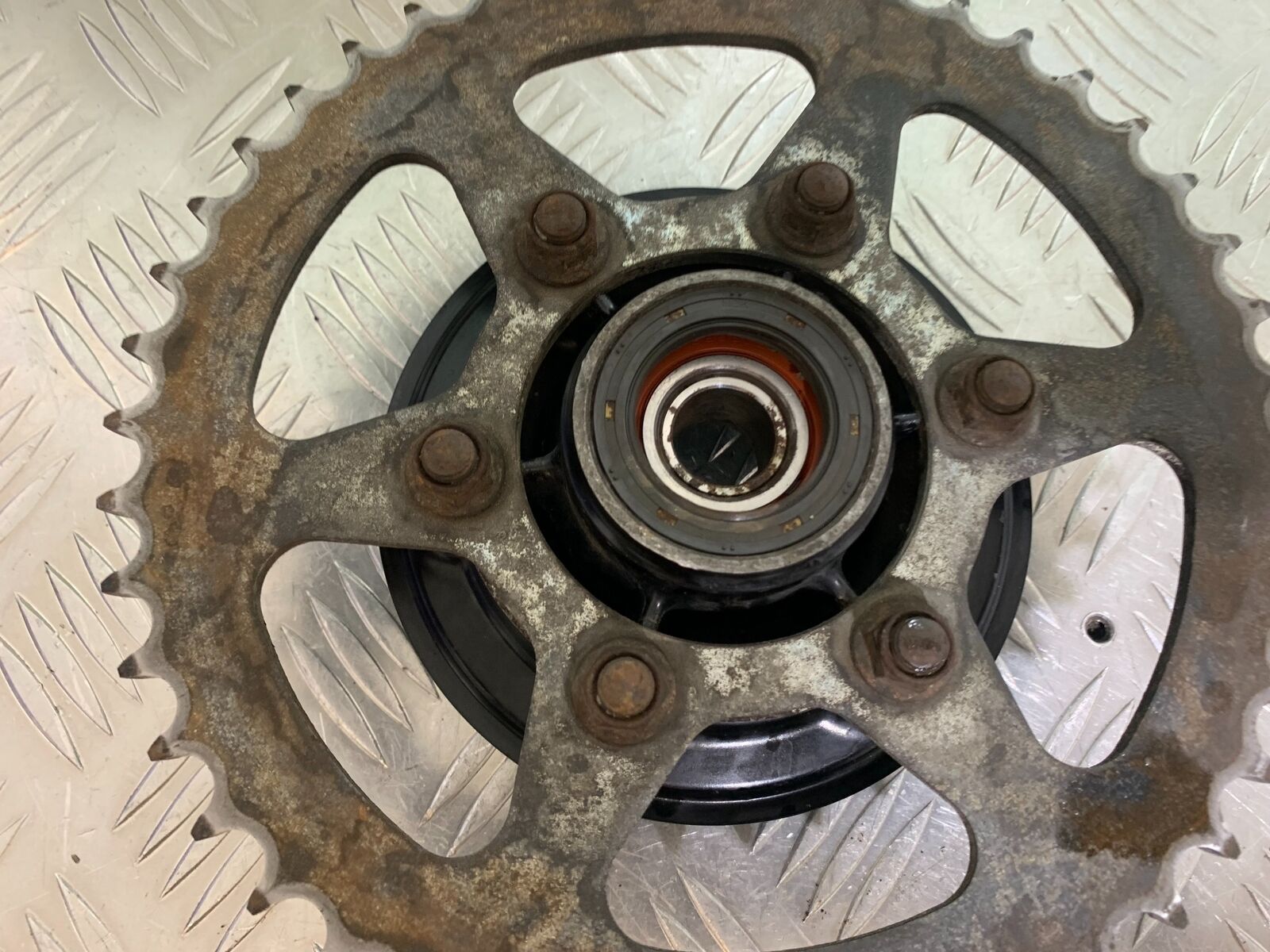 KAWASAKI NINJA 650 SPROCKET CARRIER   YEAR 2017-2019 (CMB1018)