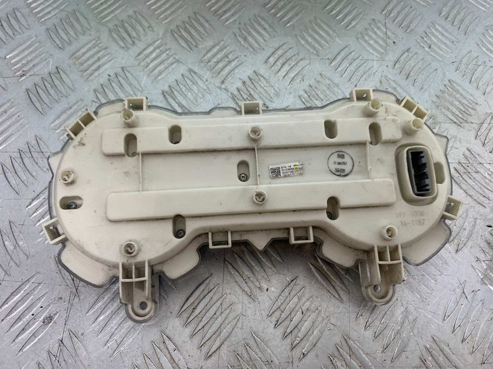 YAMAHA XMAX 300 CLOCKS SPEEDO DASH  YEAR 2017-2020 (CMB1218)