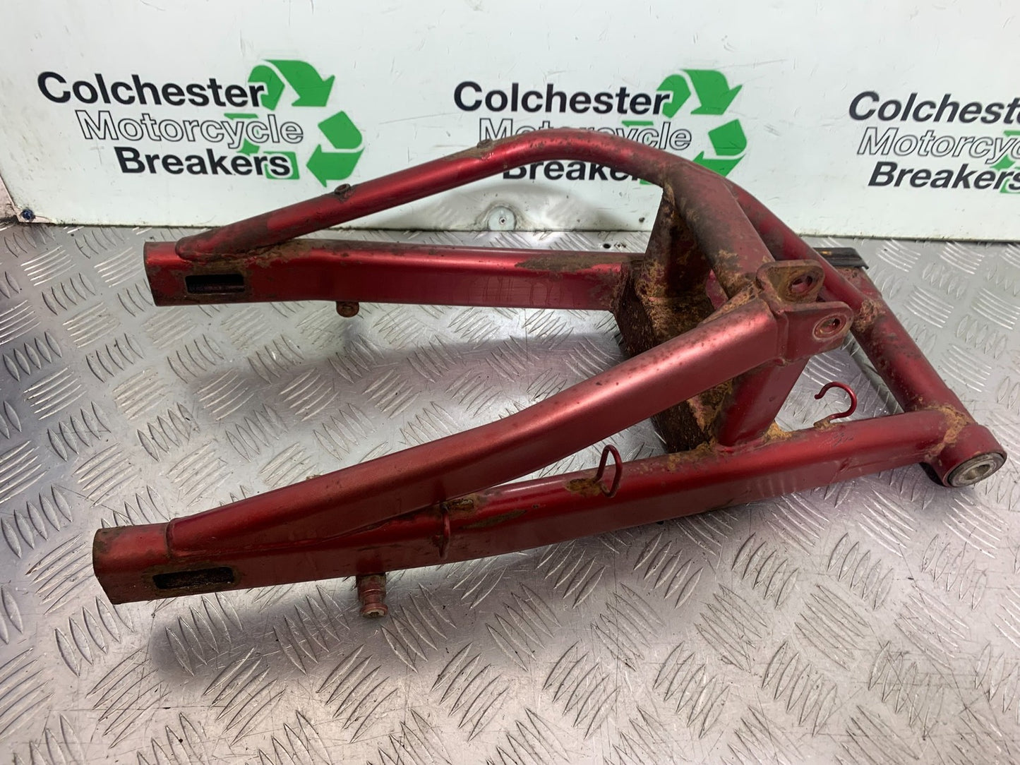 KAWASAKI ER6 F ER6F SWINGARM  YEAR 2005-2008 (CMB1277)