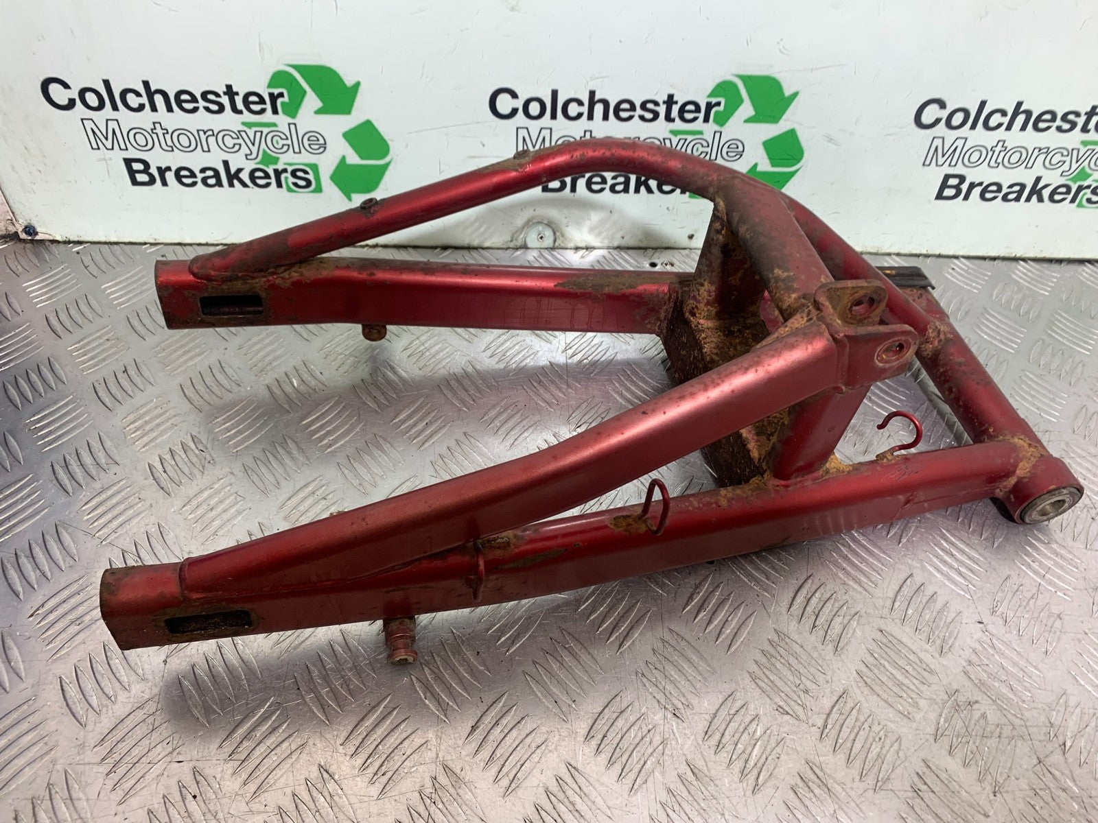 KAWASAKI ER6 F ER6F SWINGARM  YEAR 2005-2008 (CMB1277)