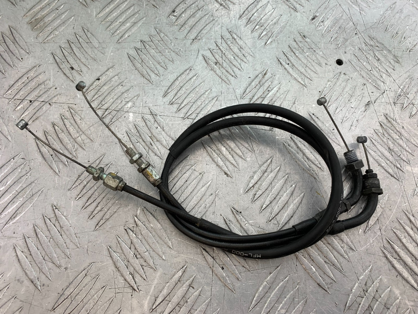 HONDA CBR1000 RR THROTTLE CABLES  YEAR  2008-2011 (CMB1330)