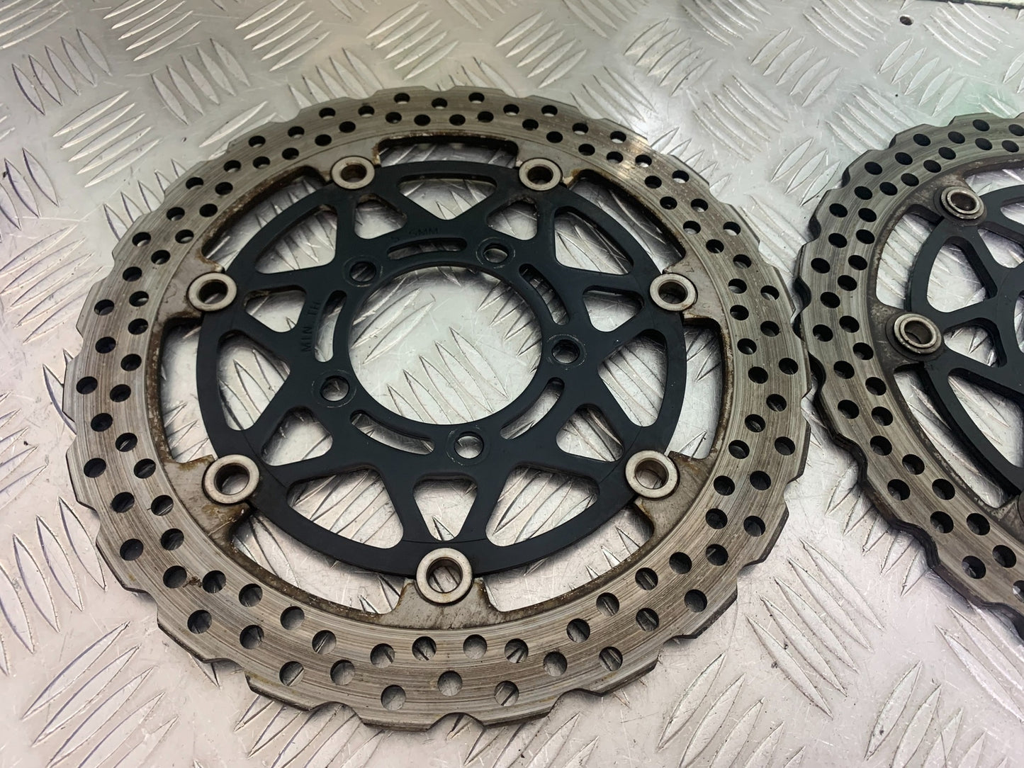 KAWASAKI ZX6R FRONT BRAKE DISCS YEAR 2009-2012 (CMB1136)