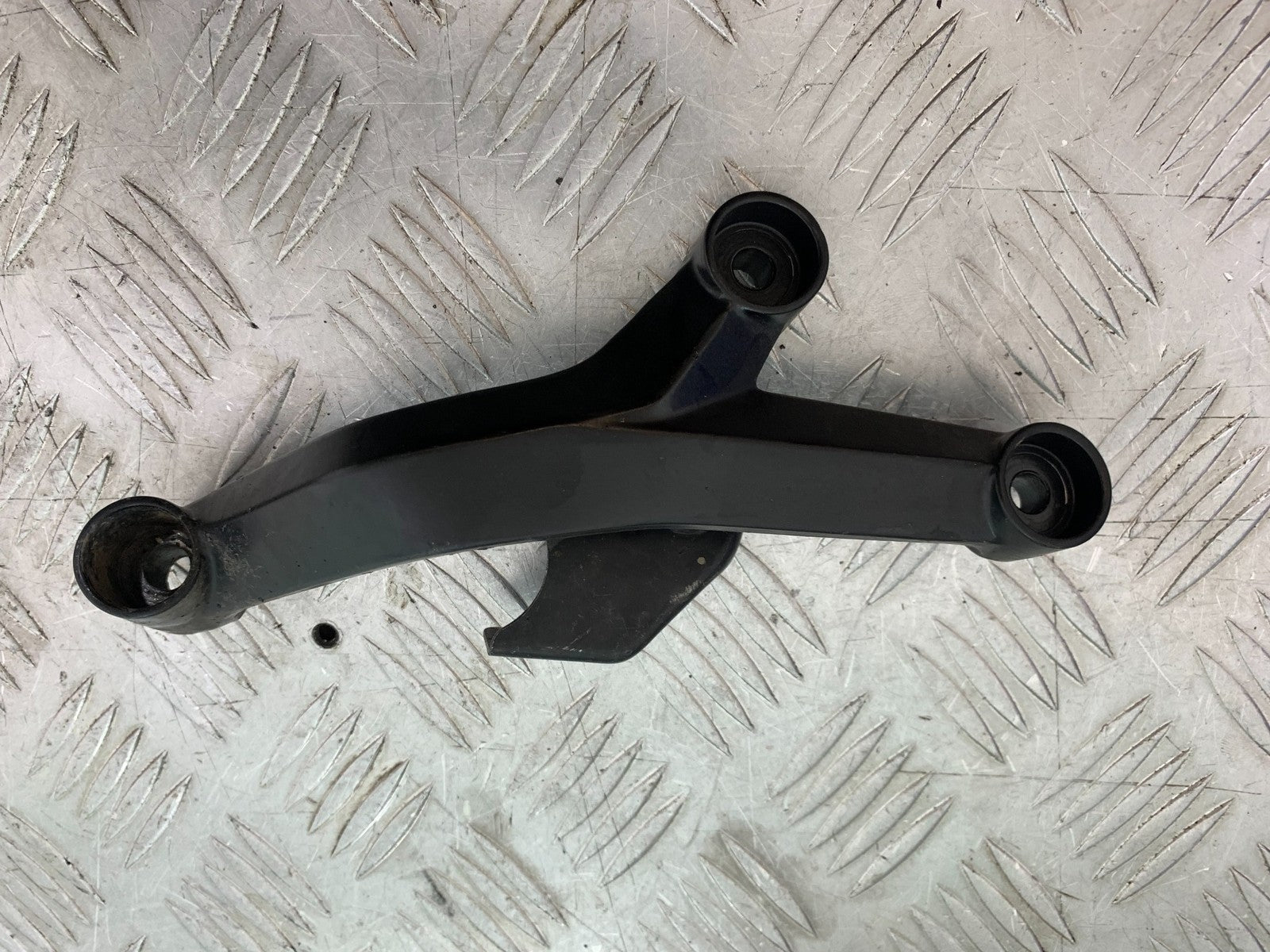 KTM 125 DUKE 1 X ENGINE BRACKET   YEAR 2018-2023 (CMB1185)