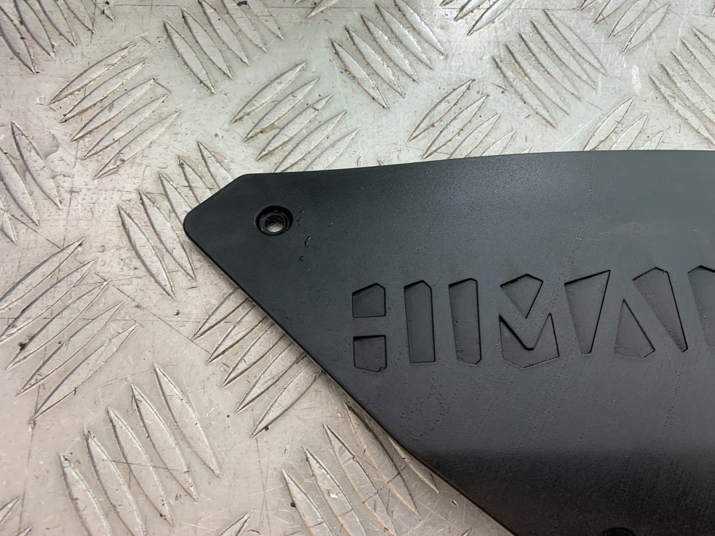 ROYAL ENFIELD HIMALAYAN 411 SIDE PANEL  YEAR 2018-2023 (CMB1279)