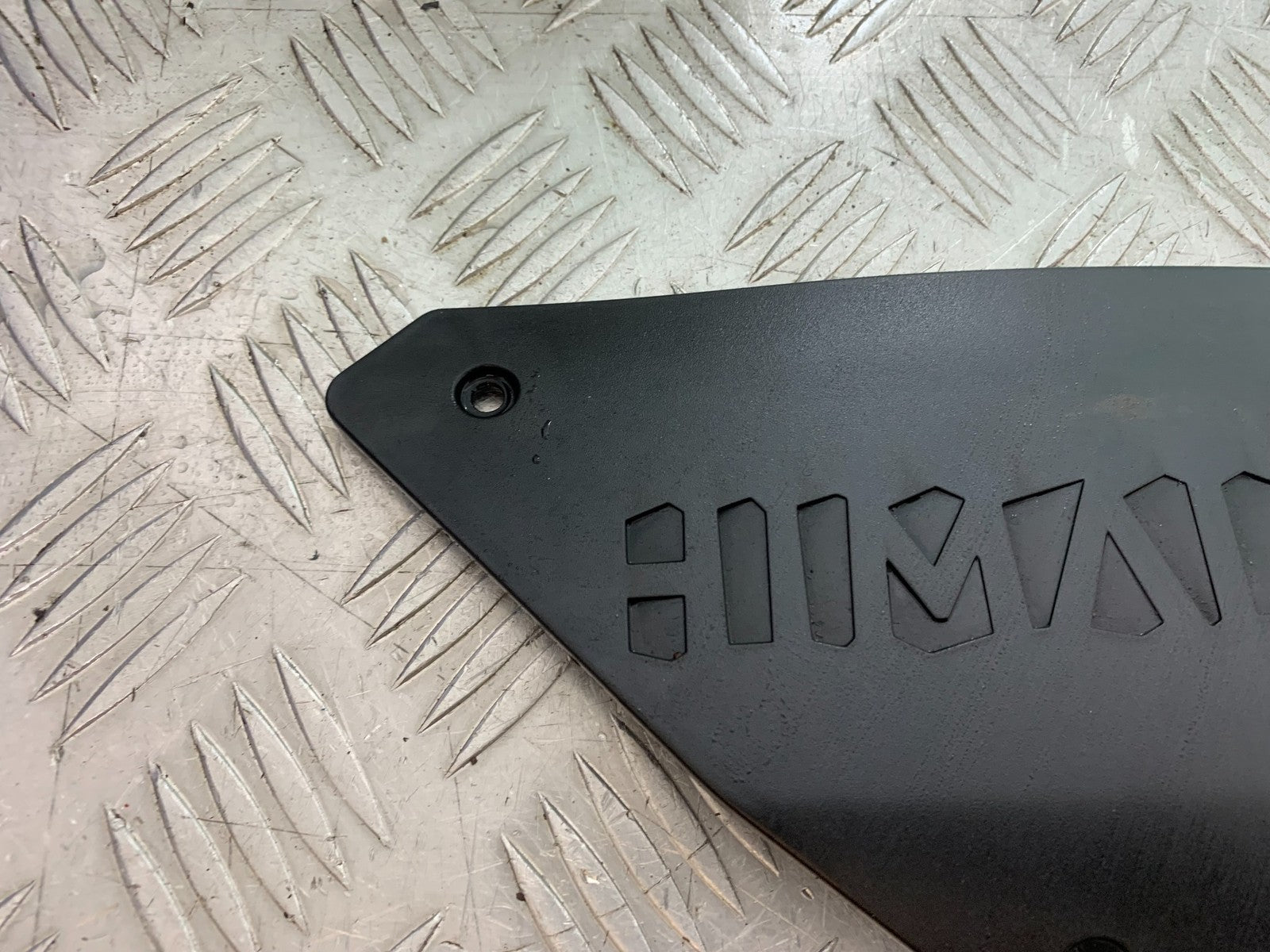 ROYAL ENFIELD HIMALAYAN 411 SIDE PANEL  YEAR 2018-2023 (CMB1279)