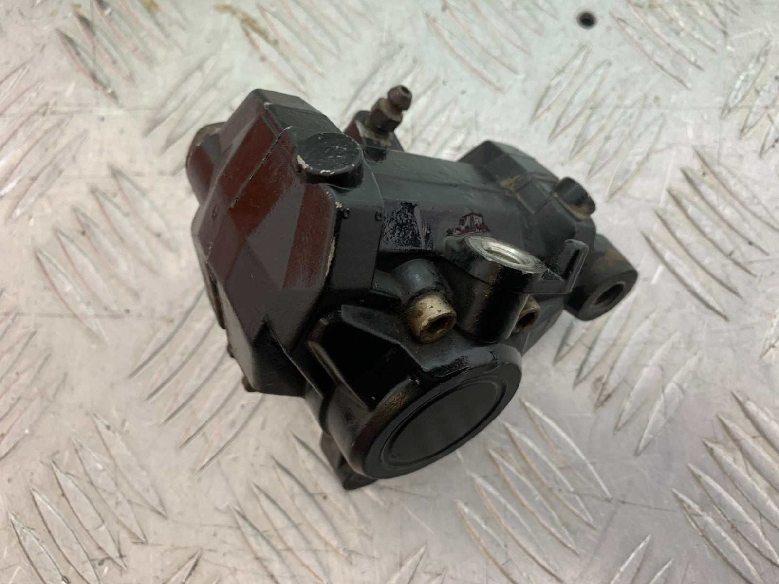 YAMAHA XJ600 XJ 600 DIVERSION REAR BRAKE CALIPER  1998-2000 (CMB1191)