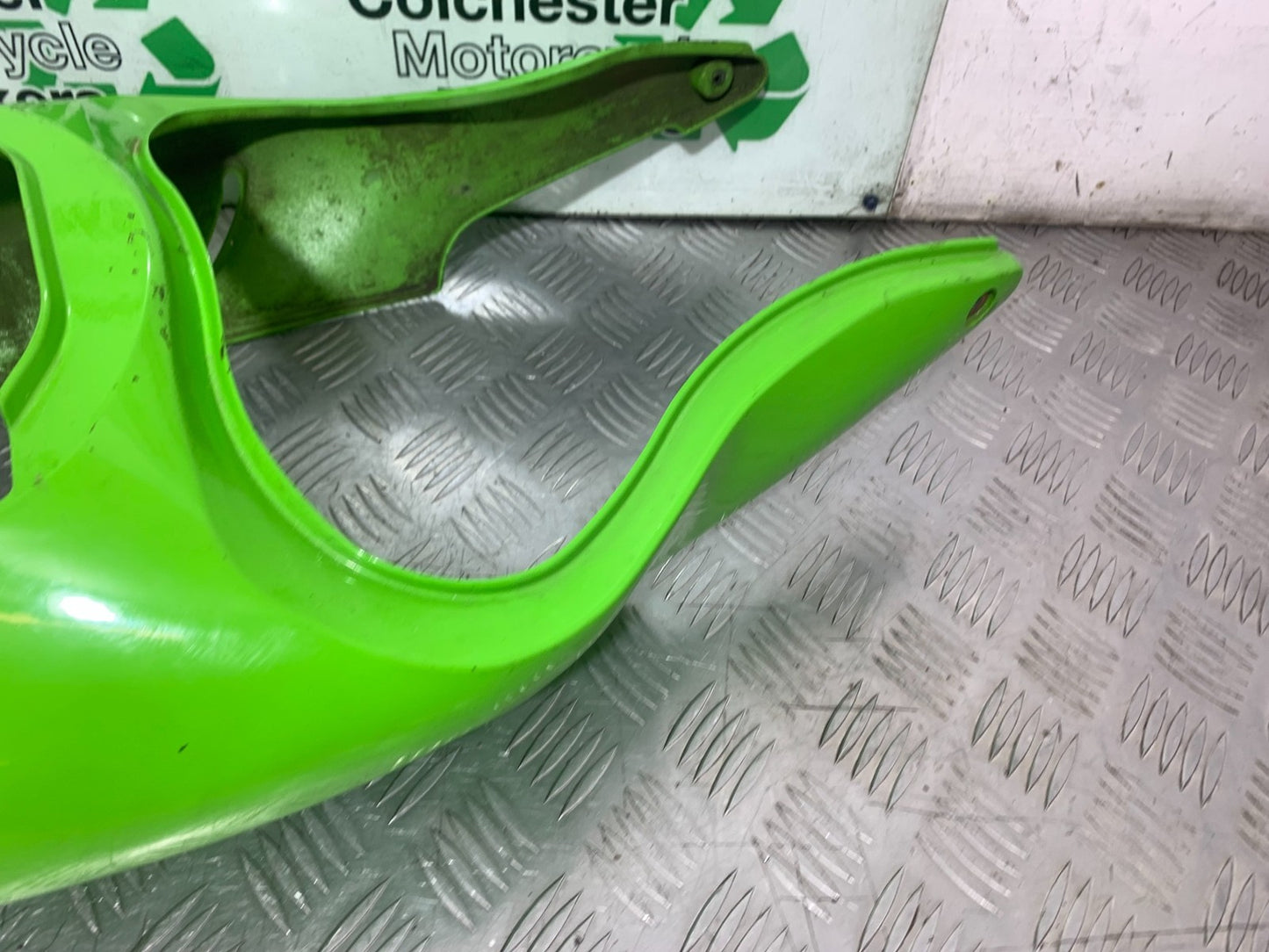 KAWASAKI ZX9R ZX9 C TAIL PIECE SEAT UNIT  YEAR 1998-99 (CMB1213)