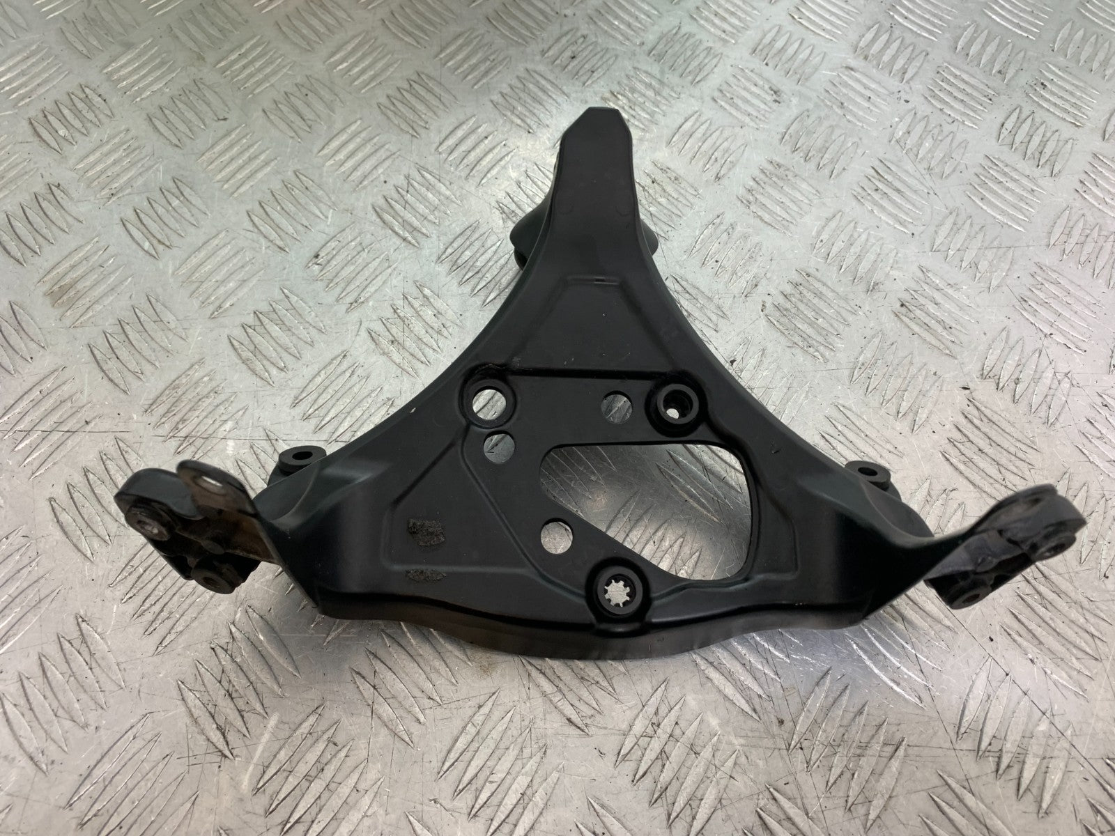 HONDA CBR1000 RR FAIRING BRACKET YEAR  2008-2011 (CMB1330)