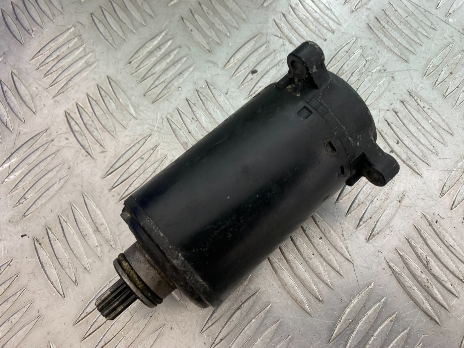 TRIUMPH T509 SPEED TRIPLE STARTER MOTOR  GEAR YEAR 1997-1998 (CMB1144)