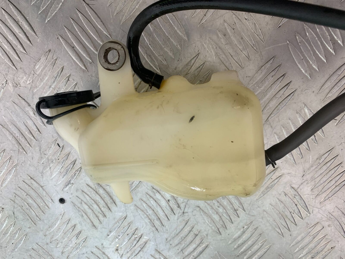 HONDA CBR600 CBR 600 F COOLANT BOTTLE   YEAR 2000-2003(CMB1091)