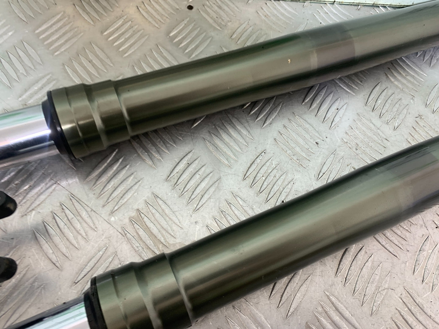 KAWASAKI ZX10R ZX 10R FORKS    YEAR 2011-2015 (CMB1154)