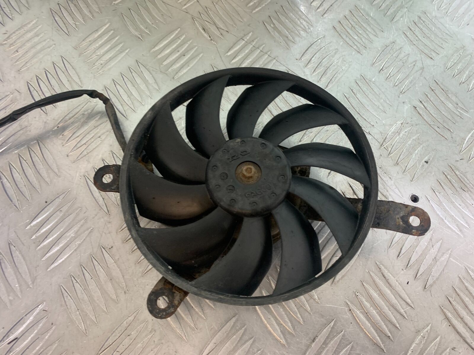 HONDA CBR650 F CBR 650F RADIATOR FAN YEAR 2014-17  (CMB1130)