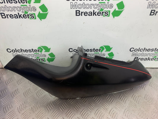 SUZUKI GSXR600 GSXR 600 SRAD LEFT SEAT PANEL   YEAR 1997-2000 (CMB1276)