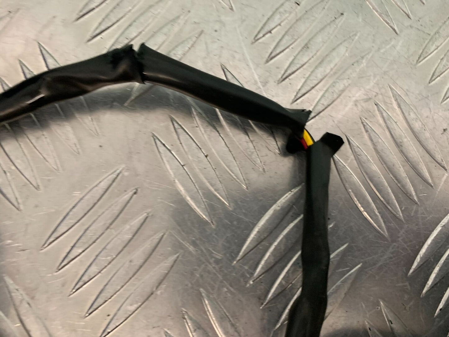 TRIUMPH 675 STREET TRIPLE RIGHT SWITCH GEAR YEAR 2008 (STOCK 984)