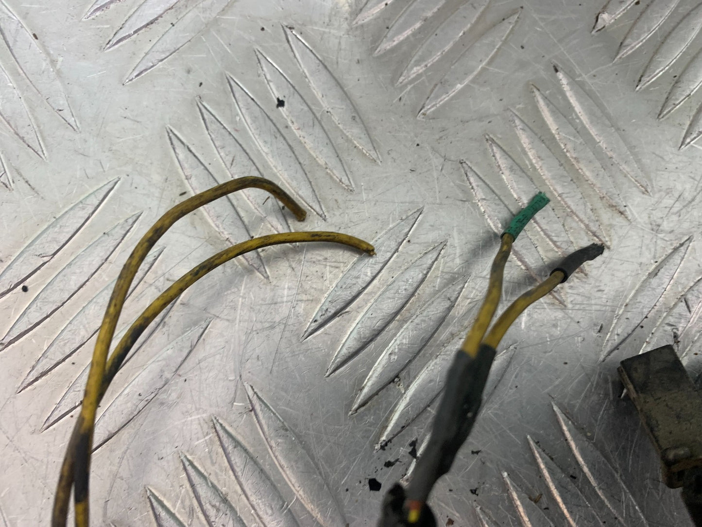 KAWASAKI ZX9R ZX9 C WIRING LOOM  YEAR 1998-99 (CMB1213)