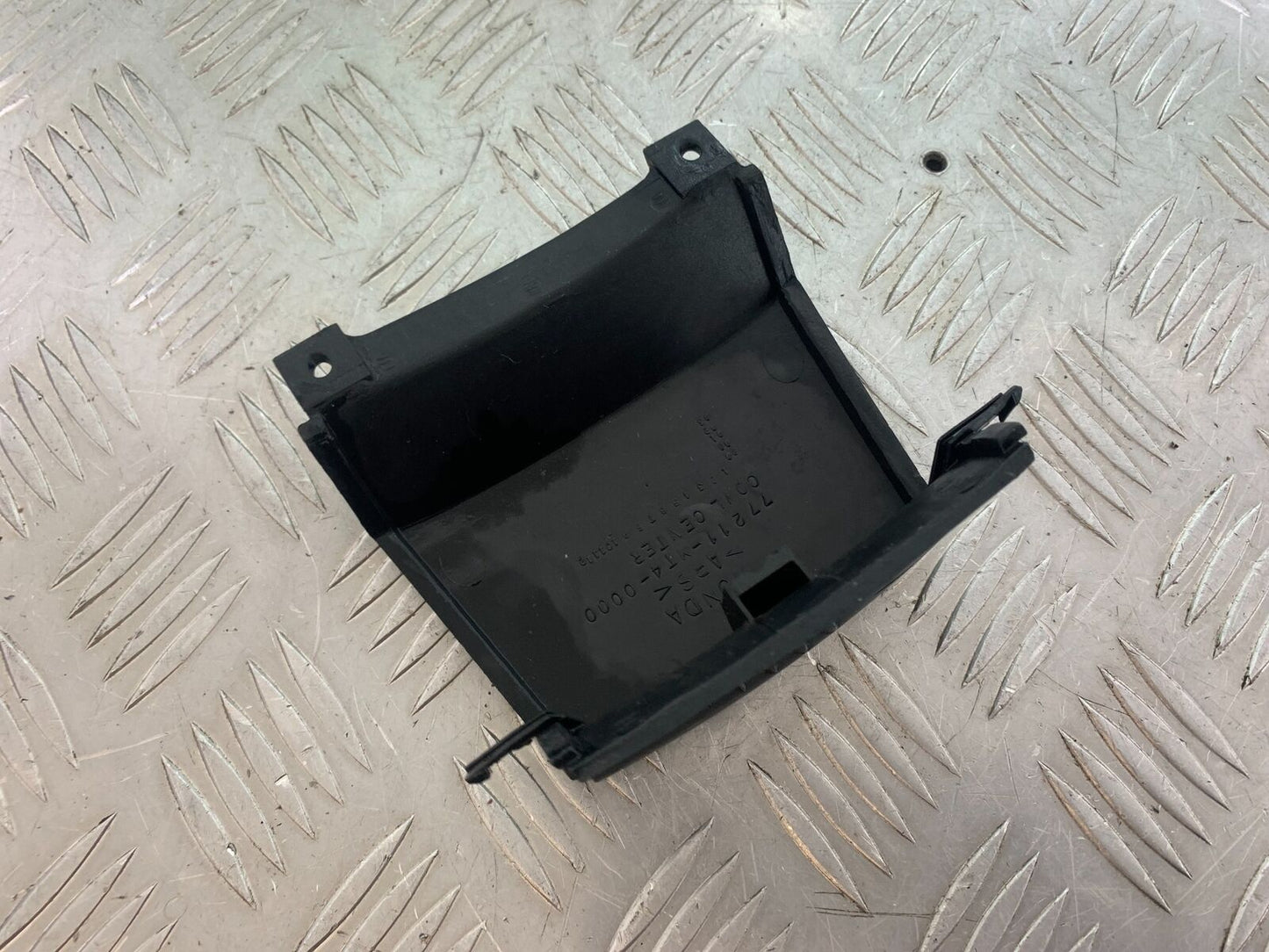 HONDA VFR750 VFR 750 FL-M-N-P TAIL PIECE JOINER   YEAR 1990-93 (CMB1093)