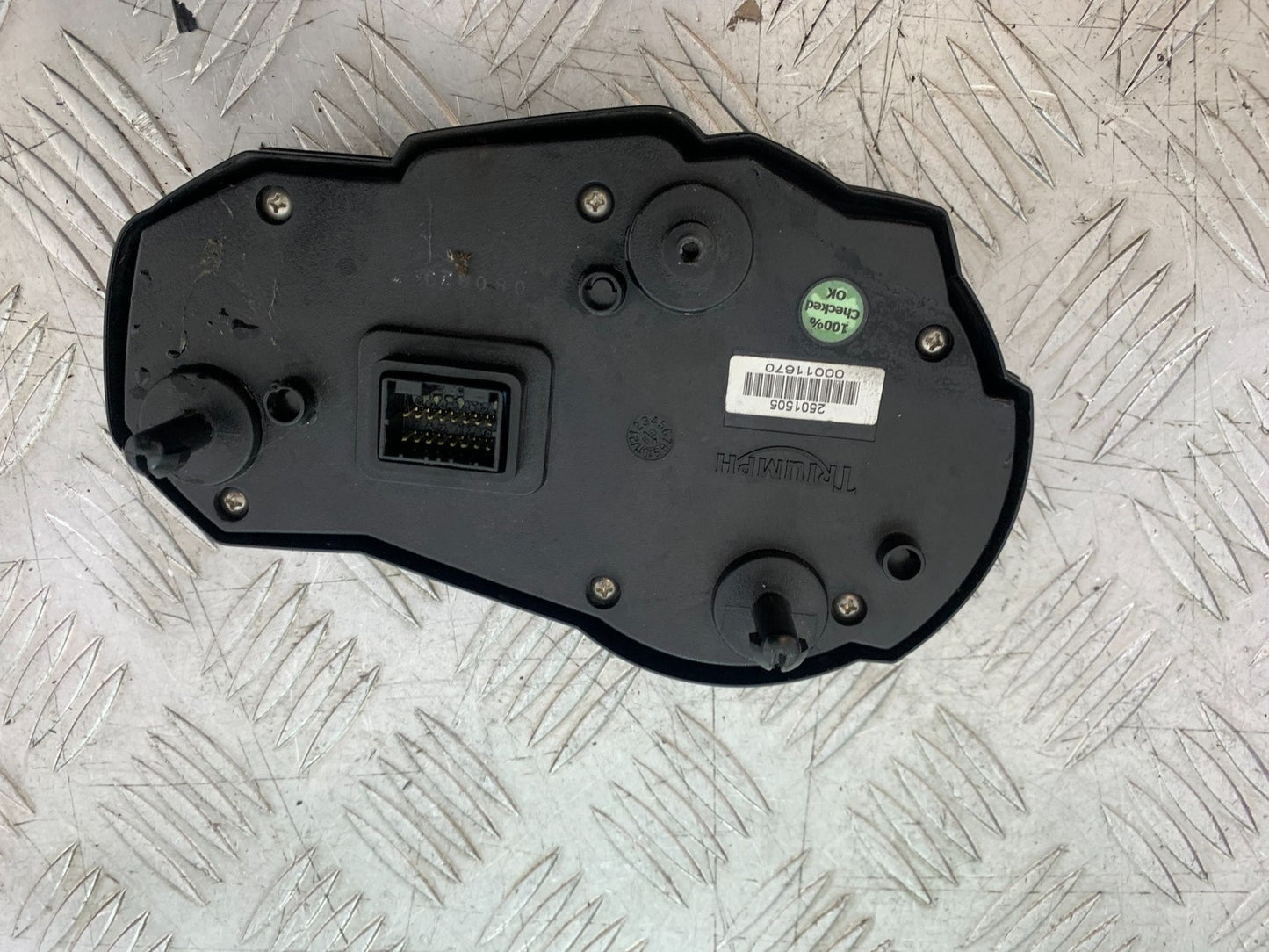 TRIUMPH SPEED TRIPLE R 1050 CLOCKS SPEEDO DASH 2009 (CMB1183)