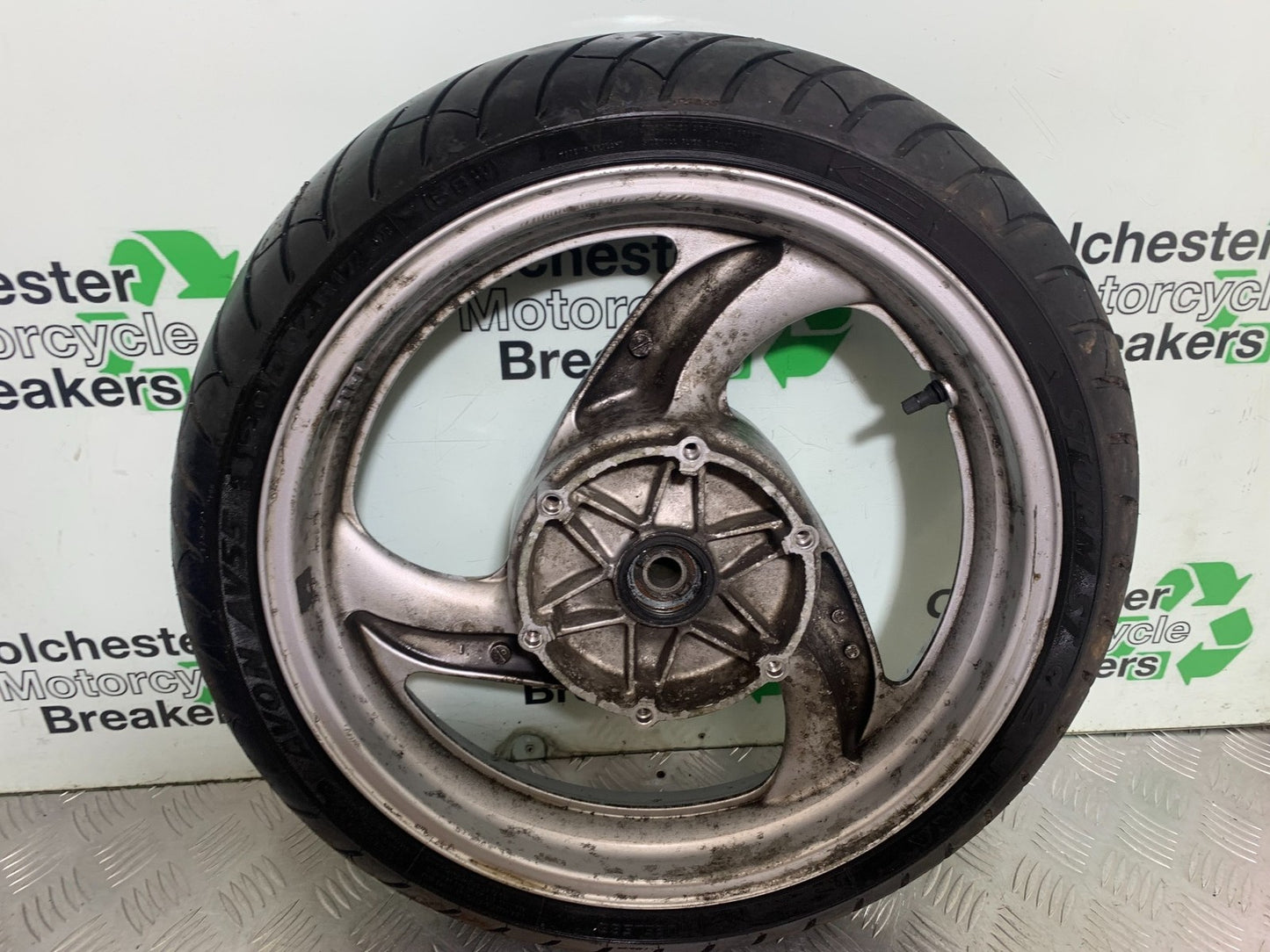 HONDA NT650 V DEAUVILLE FRONT WHEEL  YEAR 1999 (CMB1268)