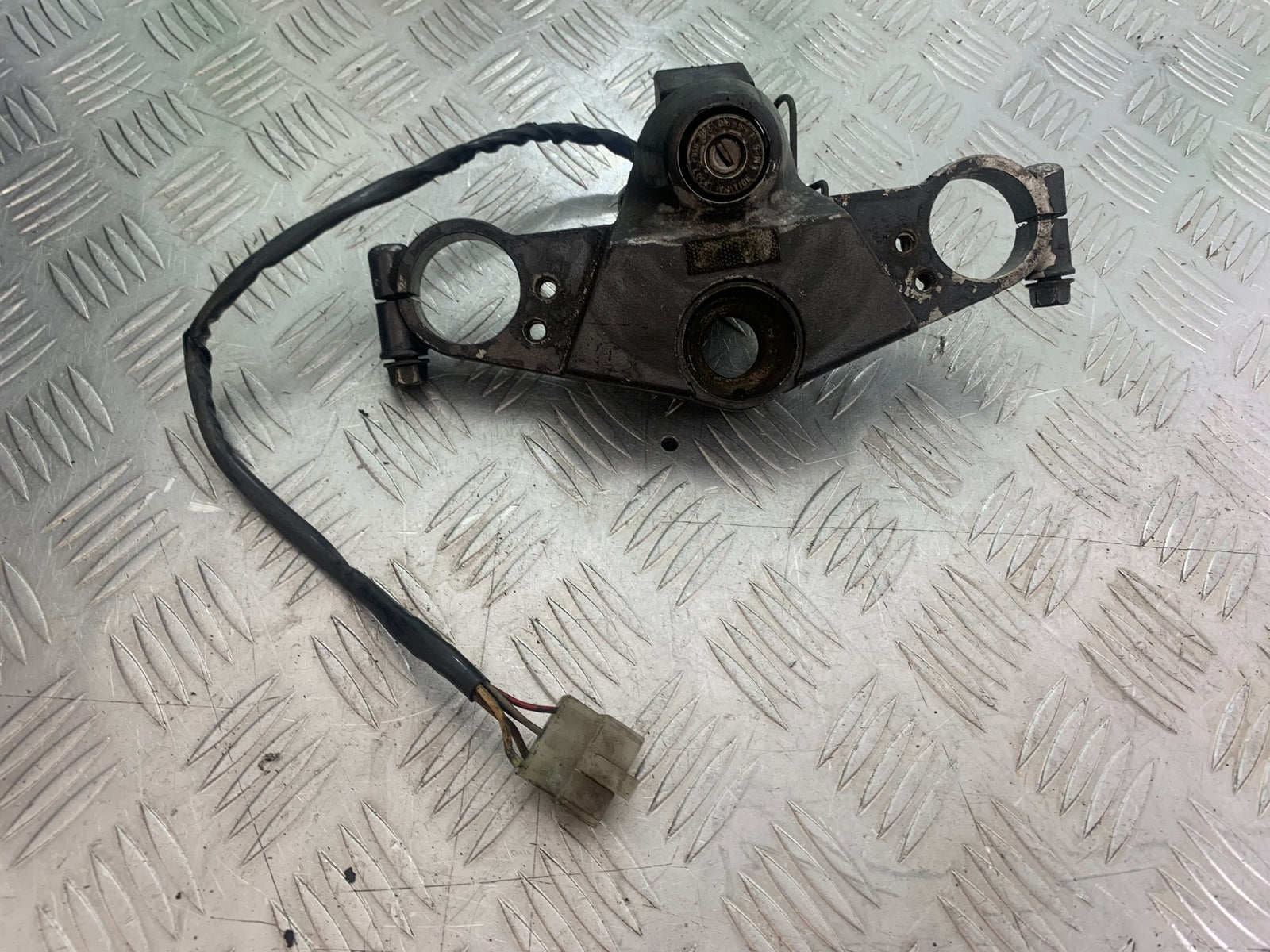 KAWASAKI ZZR1100 D TOP YOKE  YEAR 1993-2001 (CMB1164)