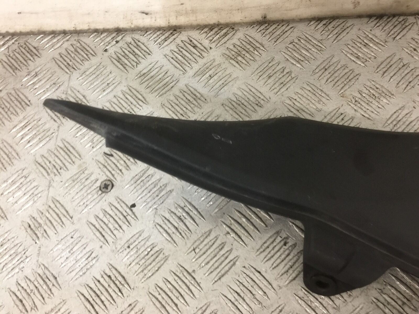 KAWASAKI Z800 Z 800 LEFT AND RIGHT SIDE INFILLS  YEAR 2015  (STOCK 874)