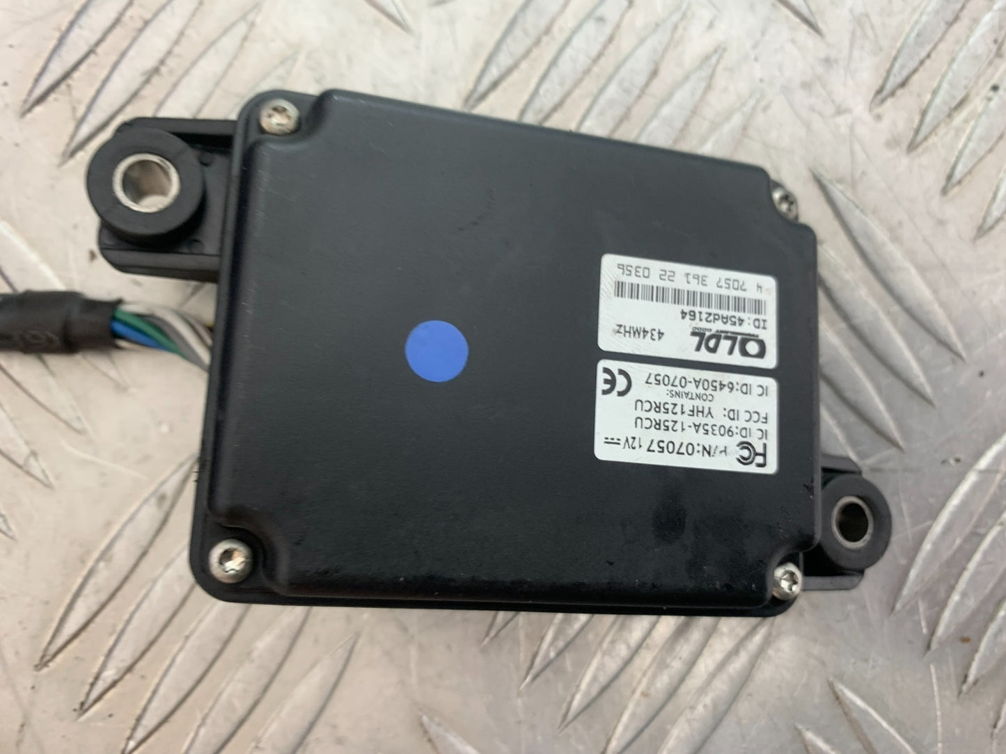 TRIUMPH TRIDENT 660 ECU LOCKS 2X KEYS   YEAR 2021-2024 (CMB1148)