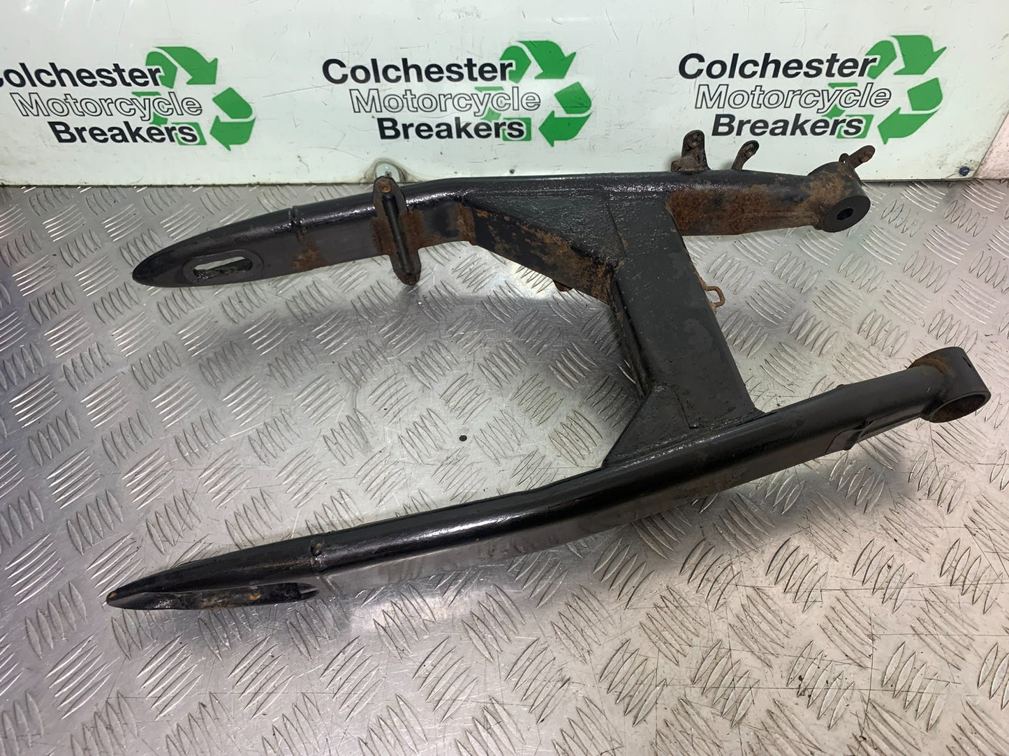 YAMAHA XVS 1300 MIDNIGHT STAR SWINGARM YEAR 2007-16 (CMB1200)