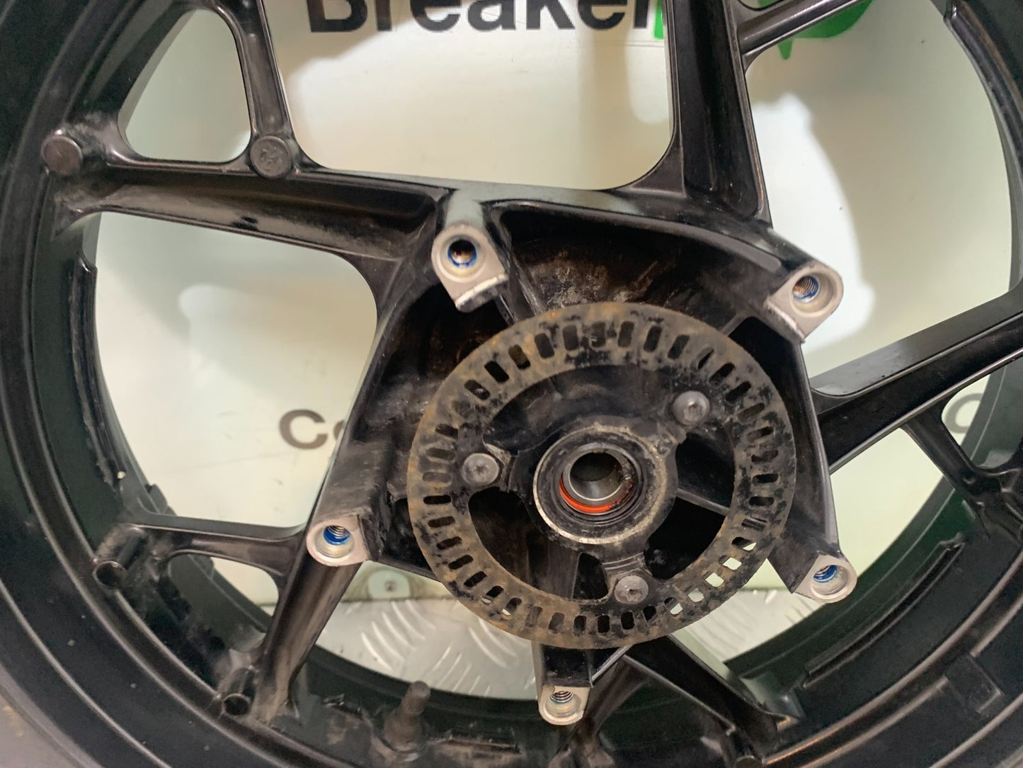 YAMAHA XMAX 300 FRONT WHEEL    YEAR 2017-2020 (CMB1218)