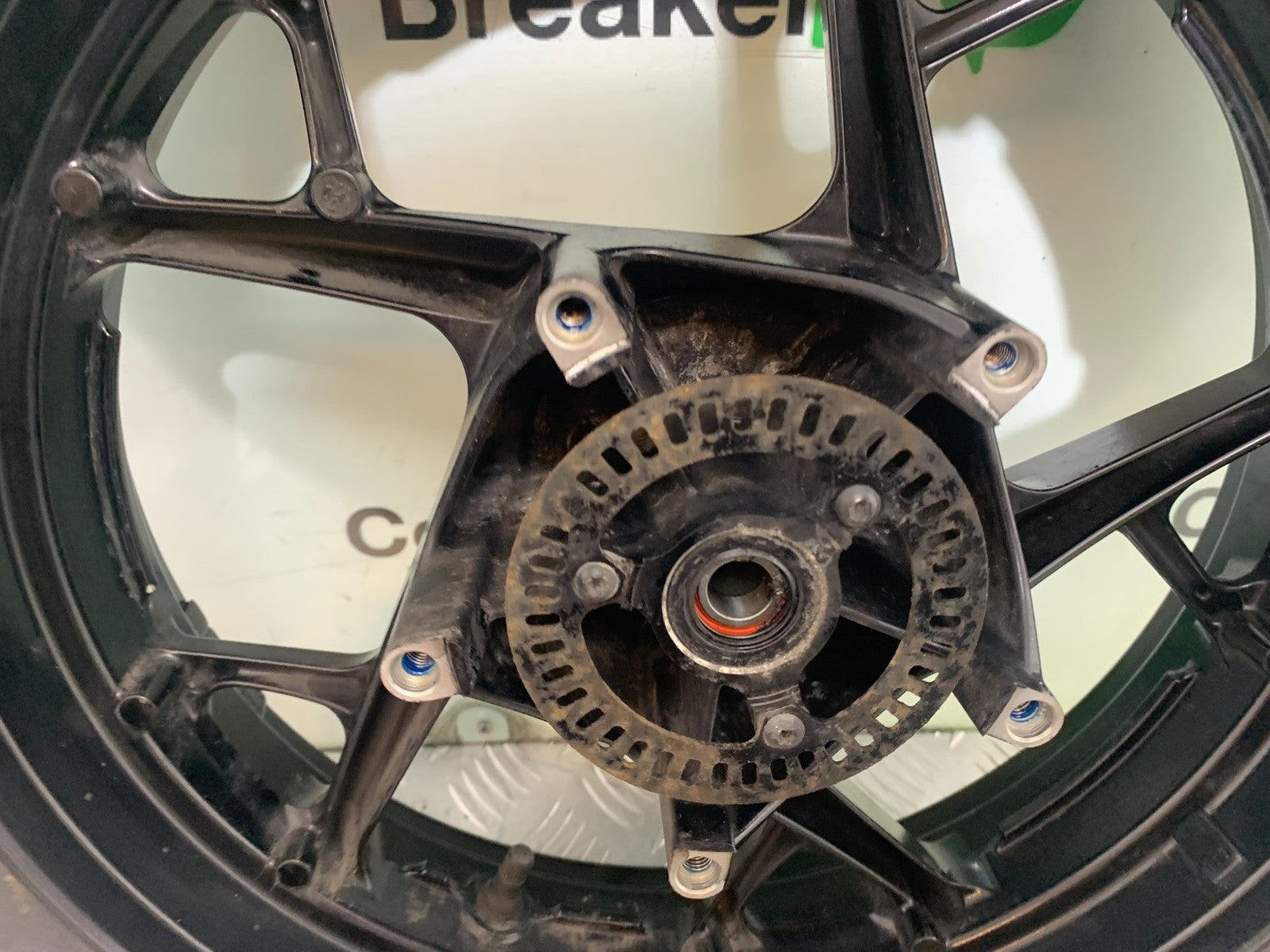 YAMAHA XMAX 300 FRONT WHEEL    YEAR 2017-2020 (CMB1218)