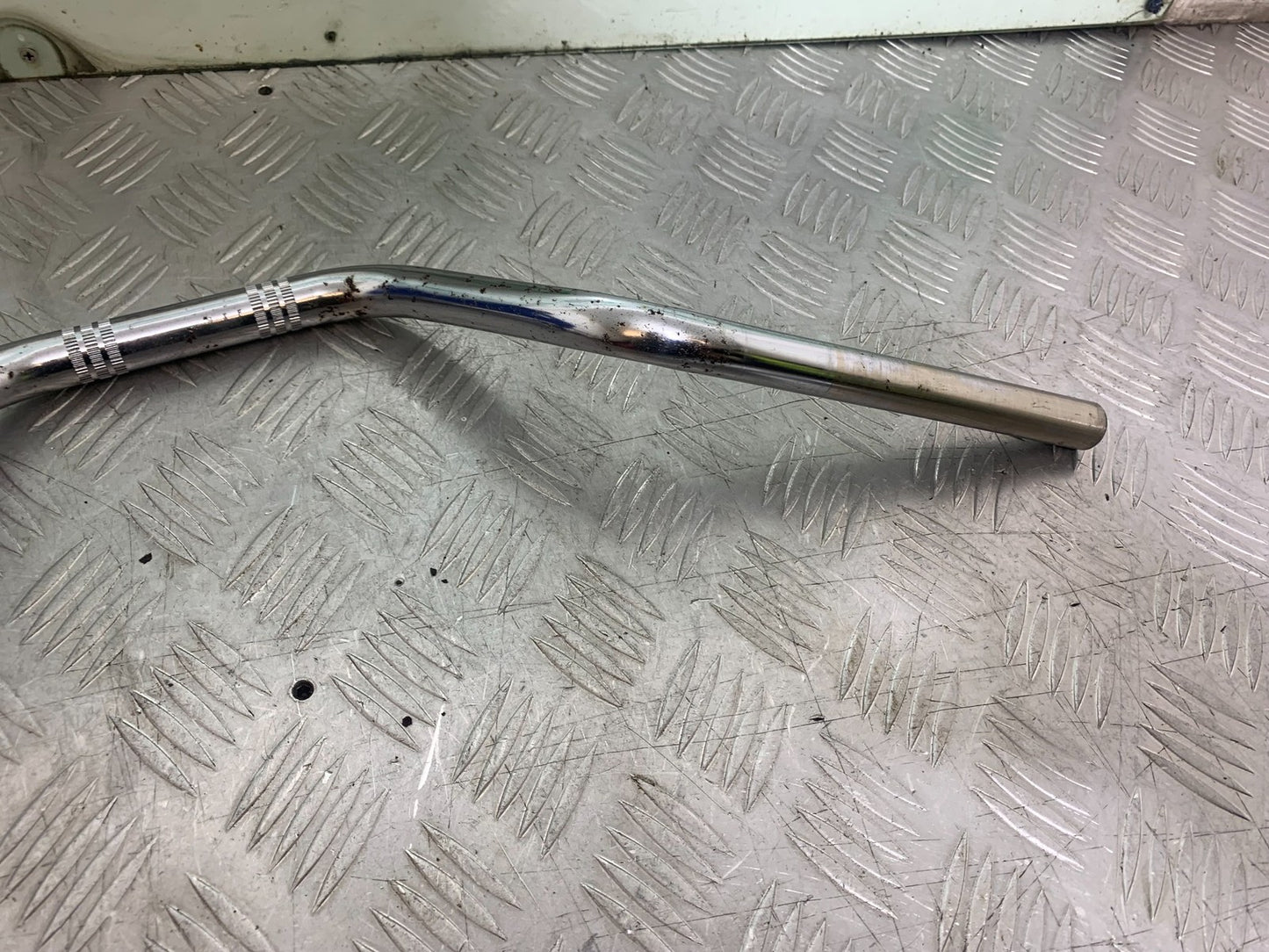 SUZUKI GP100 GP 100 HANDLEBARS   YEAR 1978-1988 (CMB1259)