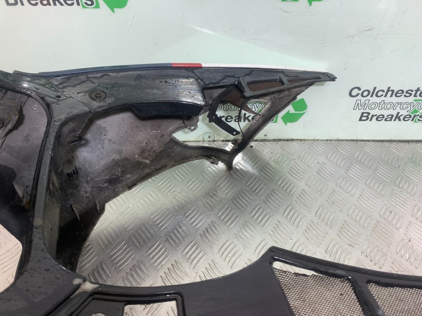 YAMAHA FJ1100 FJ 1100 TOP FAIRING   YEAR 1984-1985 (CMB1101)