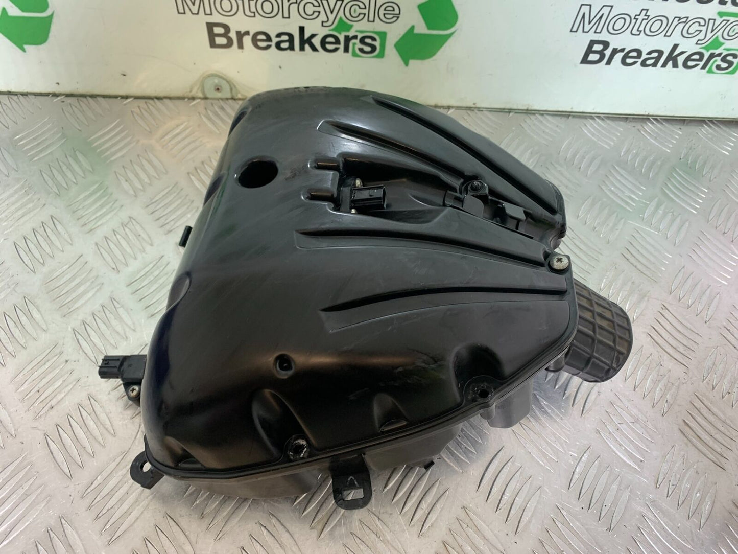 HONDA CB650F CB 650 FA-E AIRBOX YEAR 2014-2017 (CMB1065)