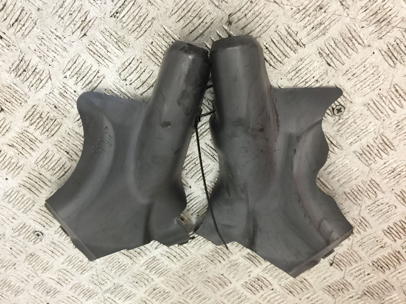 HONDA VT750 SHADOW PHANTOM FRAME COVERS  YEAR 2014 (STOCK 761)