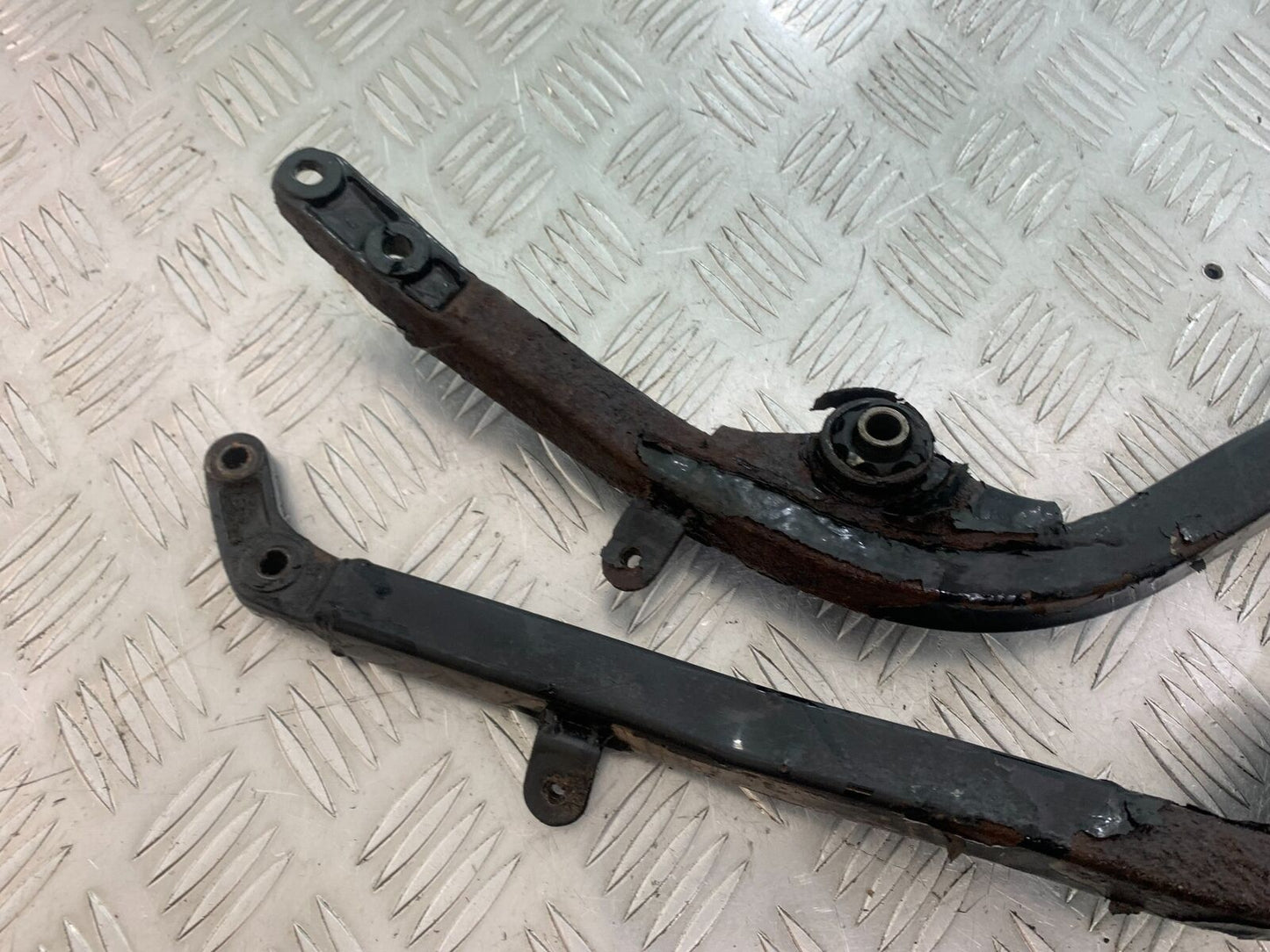 YAMAHA FJ1100 FJ 1100 FRAME RAILS  YEAR 1984-1985 (CMB1101)