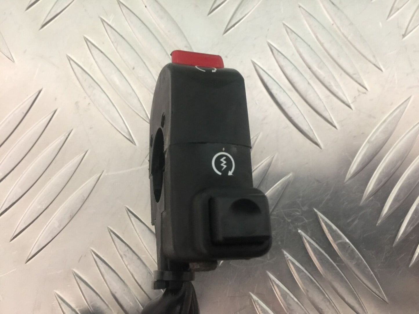 HONDA CBR1000 rr FIREBLADE RIGHT SWITCH GEAR   2008-2011 (STOCK 930)