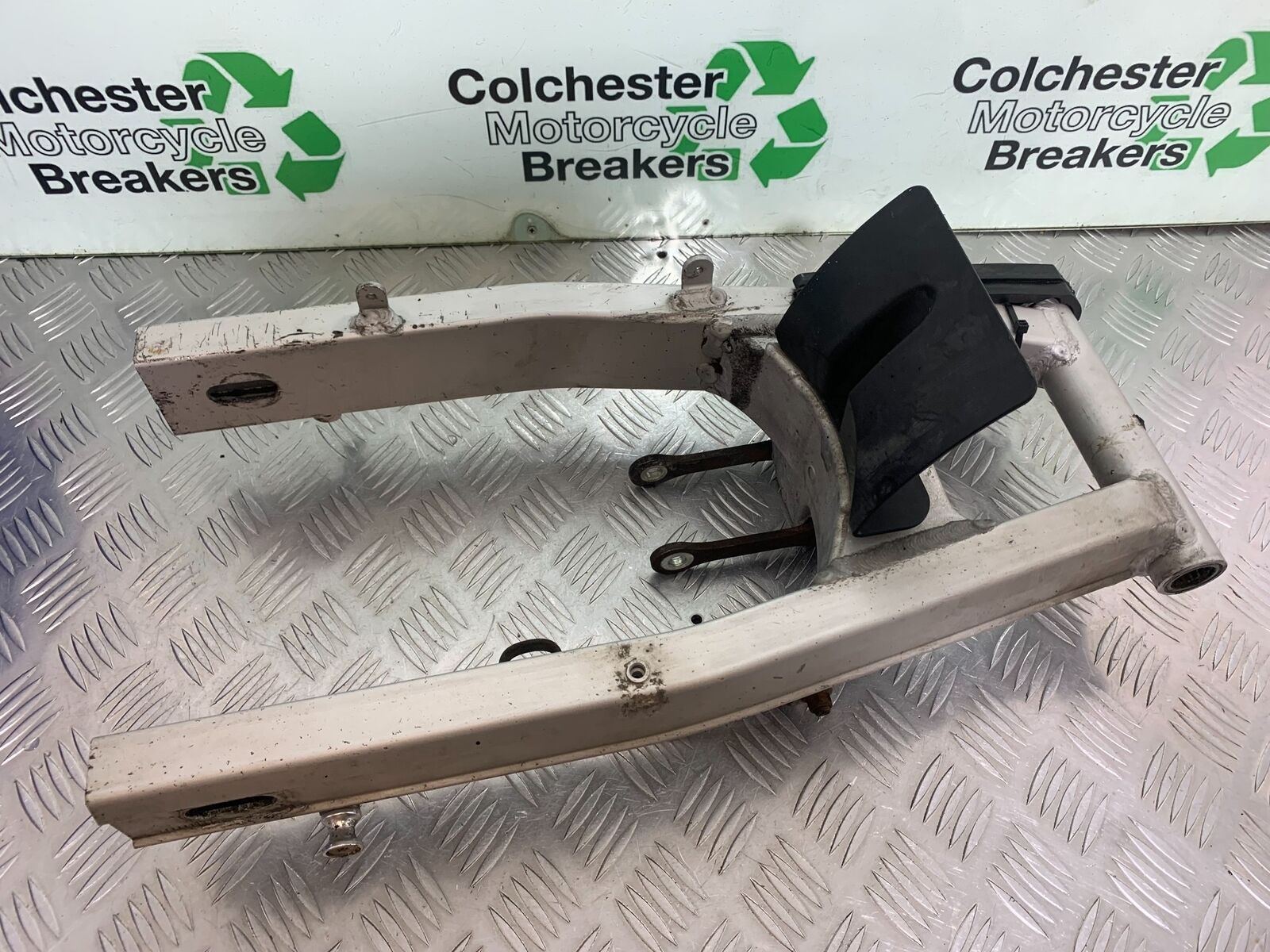 SUZUKI SV650 SV 650 mk1 SWINGARM   YEAR 1999-2002 (CMB1036)