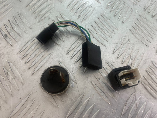 YAMAHA XV535 XV 535 VIRAGO RELAYS  YEAR 1994-02 (CMB1139)