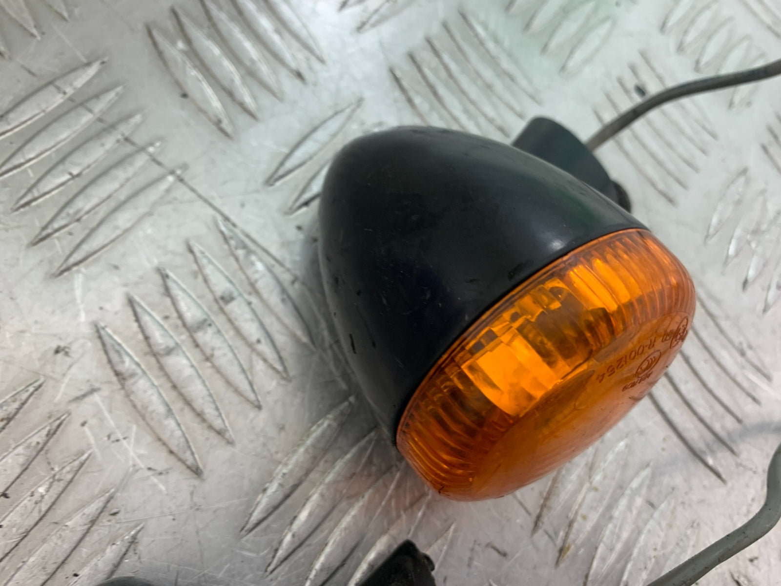 HARLEY DAVIDSON FXS BLACKLINE 1585 REAR INDICATORS   YEAR 2012 (CMB1147)