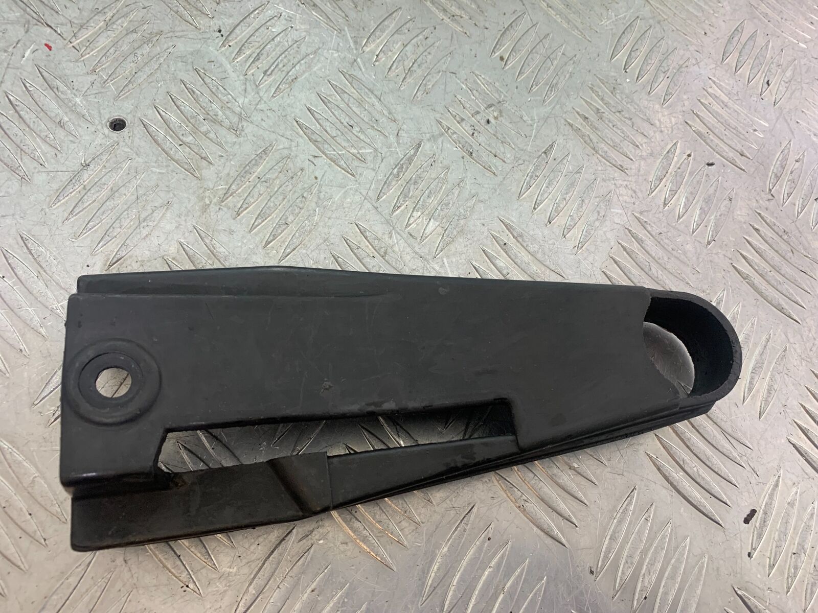 SINNIS TERRAIN 125 CHAIN GUIDE YEAR 2018 (CMB1123)