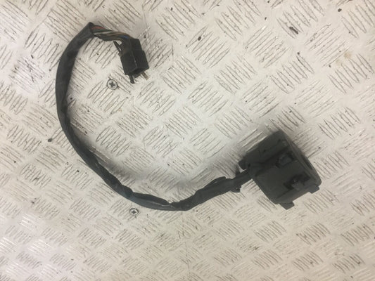 KAWASAKI ER5 LEFT SWITCH GEAR YEAR 1999 (STOCK 825)