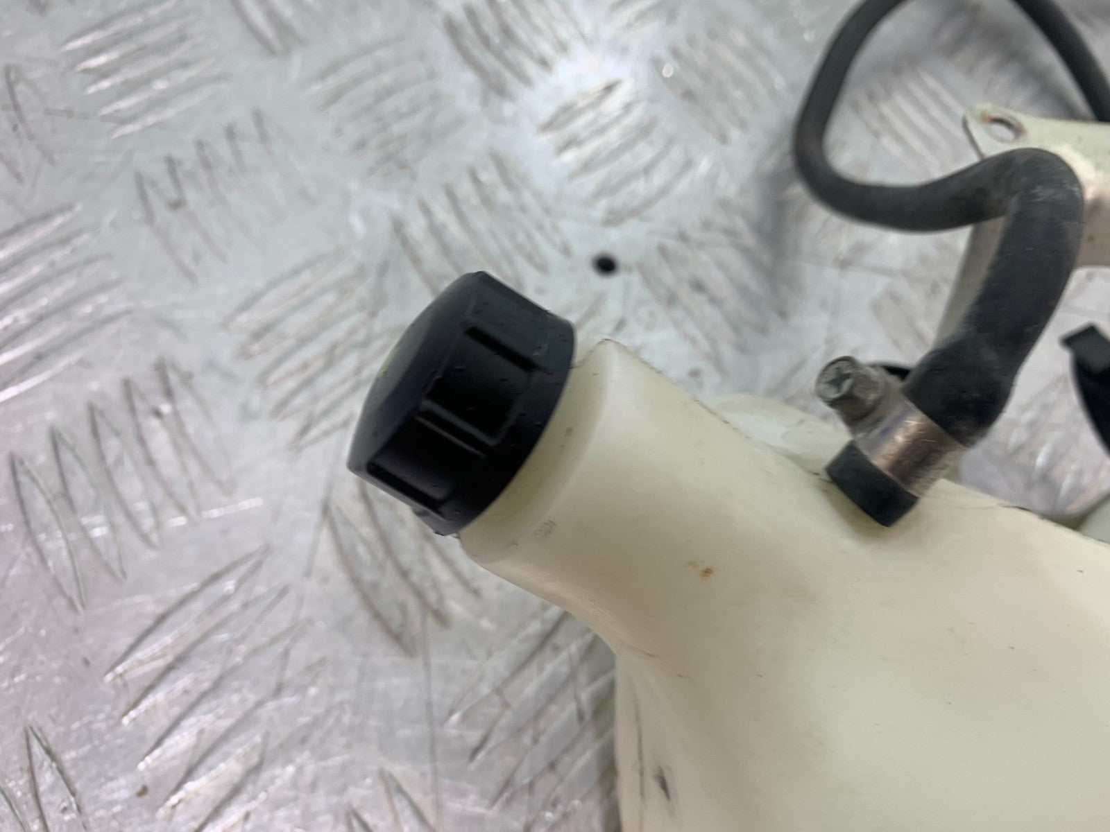 DUCATI 1198 S COOLANT BOTTLE  YEAR 2009-2011 (CMB1219)