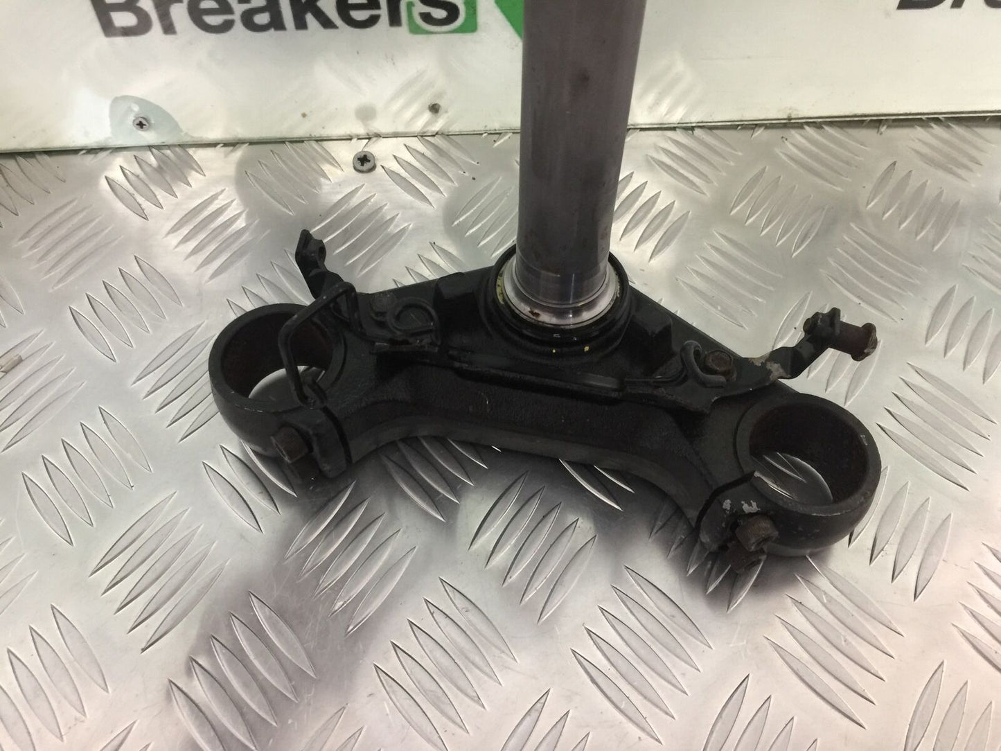 KAWASAKI VN 650 VULCAN BOTTOM YOKE  YEAR 2017-2021 (STOCK 924)