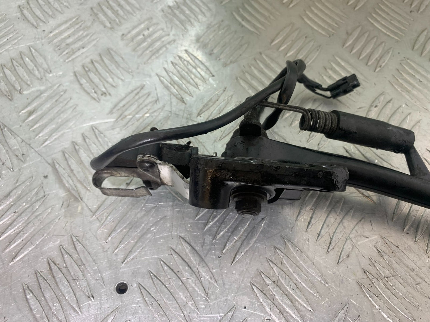 YAMAHA YZF R1 14 B BIG BANG SIDE STAND 2009-14 (CMB1175)