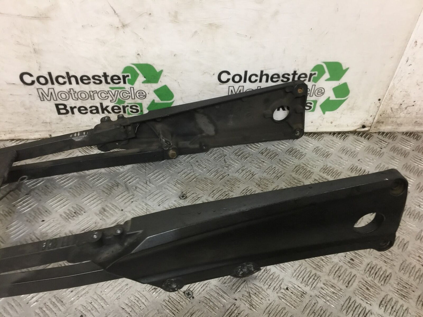 KAWASAKI ZZR1400 ZZR 1400 REAR SUBFRAME  YEAR 2011 (STOCK 802)