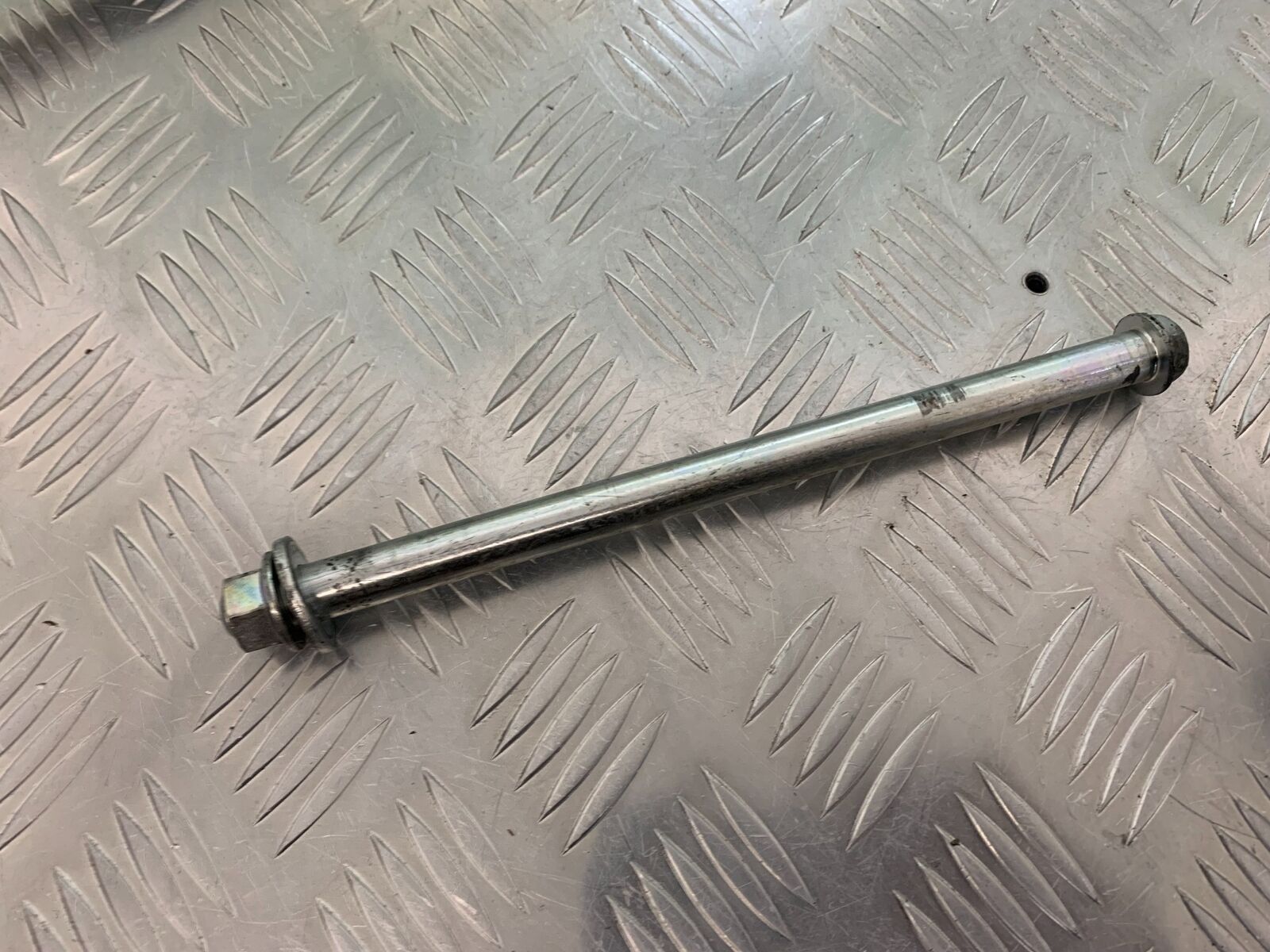 KAWASAKI NINJA 250 SL SWINGARM SPINDLE   YEAR 2015-2017 (STOCK 983)