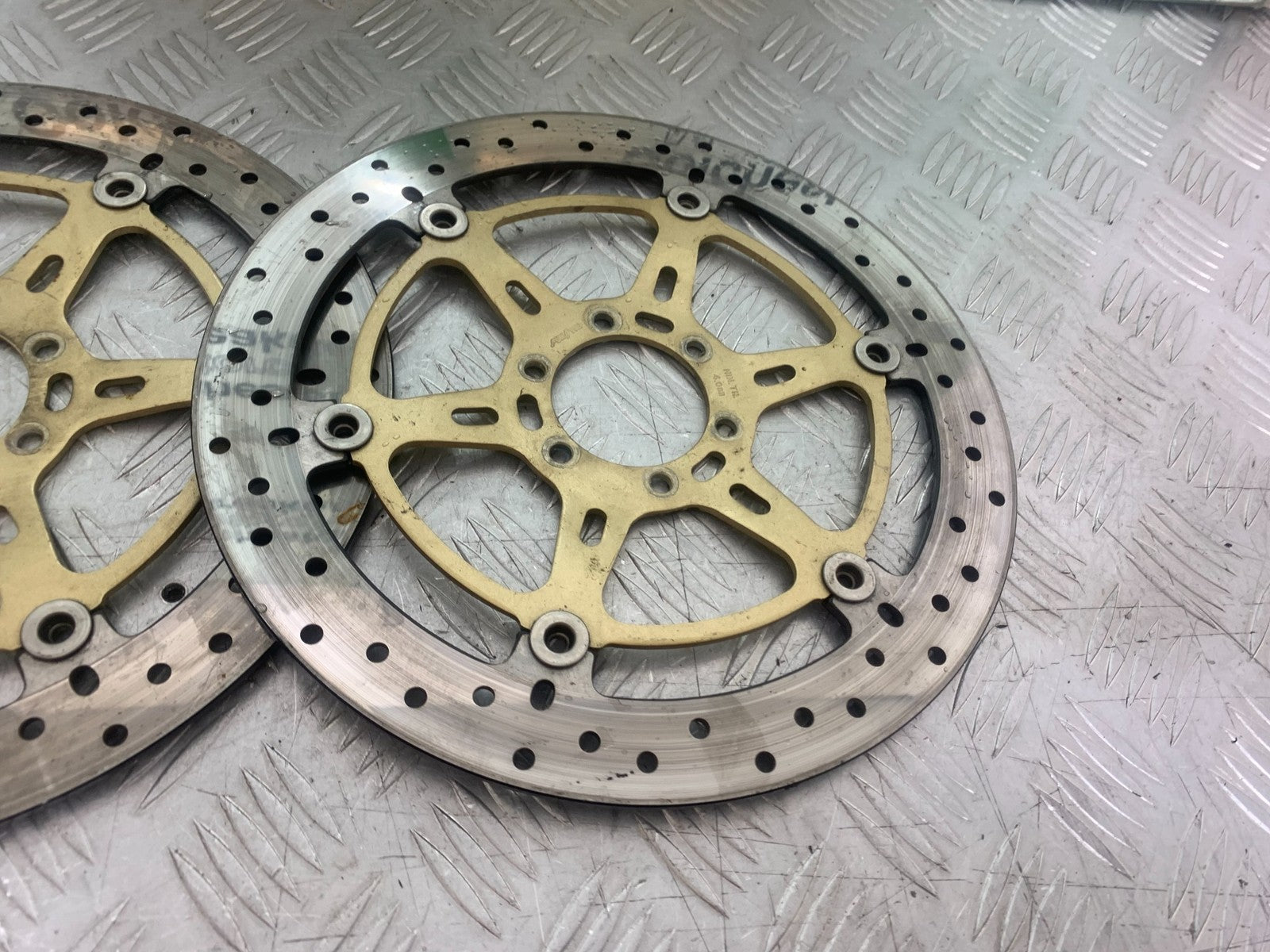APRILIA SL750 SL 750 SHIVER FRONT BRAKE DISCS YEAR 2008-2016 (CMB1242)