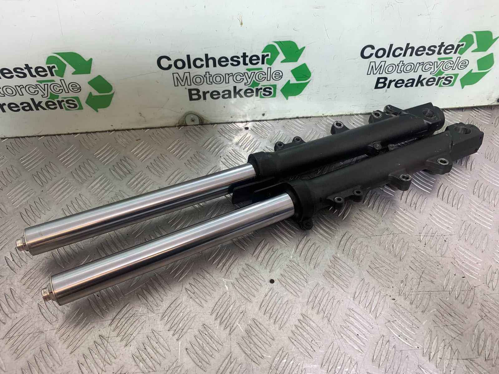 TRIUMPH 1050 SPRINT ST FORKS   YEAR 2004-2007 (CMB1197)