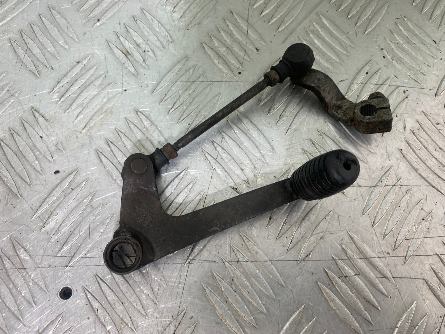 HONDA NT 700 V DEAUVILLE GEAR LEVER  YEAR 2006-2011 (CMB1211)