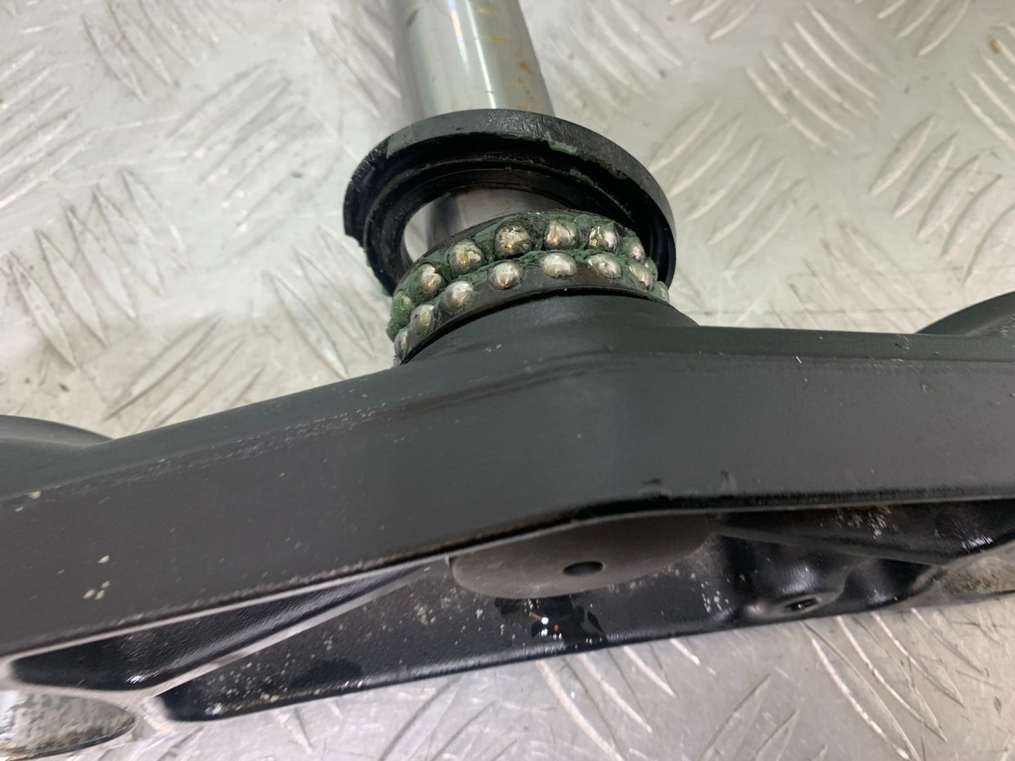 KAWASAKI 650 VERSYS BOTTOM YOKE  YEAR 2015-2018 (CMB1288)