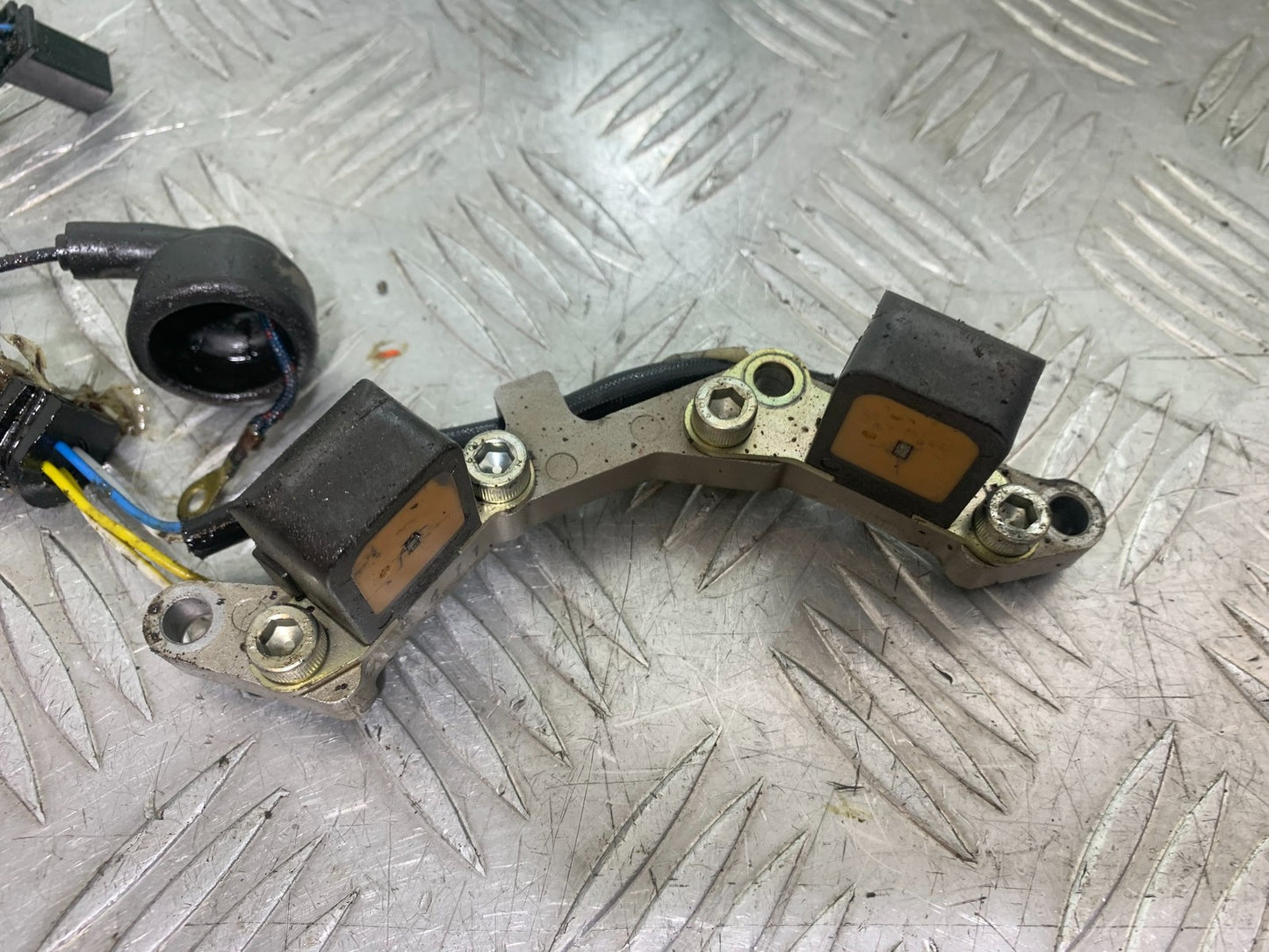 HONDA VFR750 VFR 750 IGNITION PICK UPS  YEAR 1994-1997 (CMB1156)