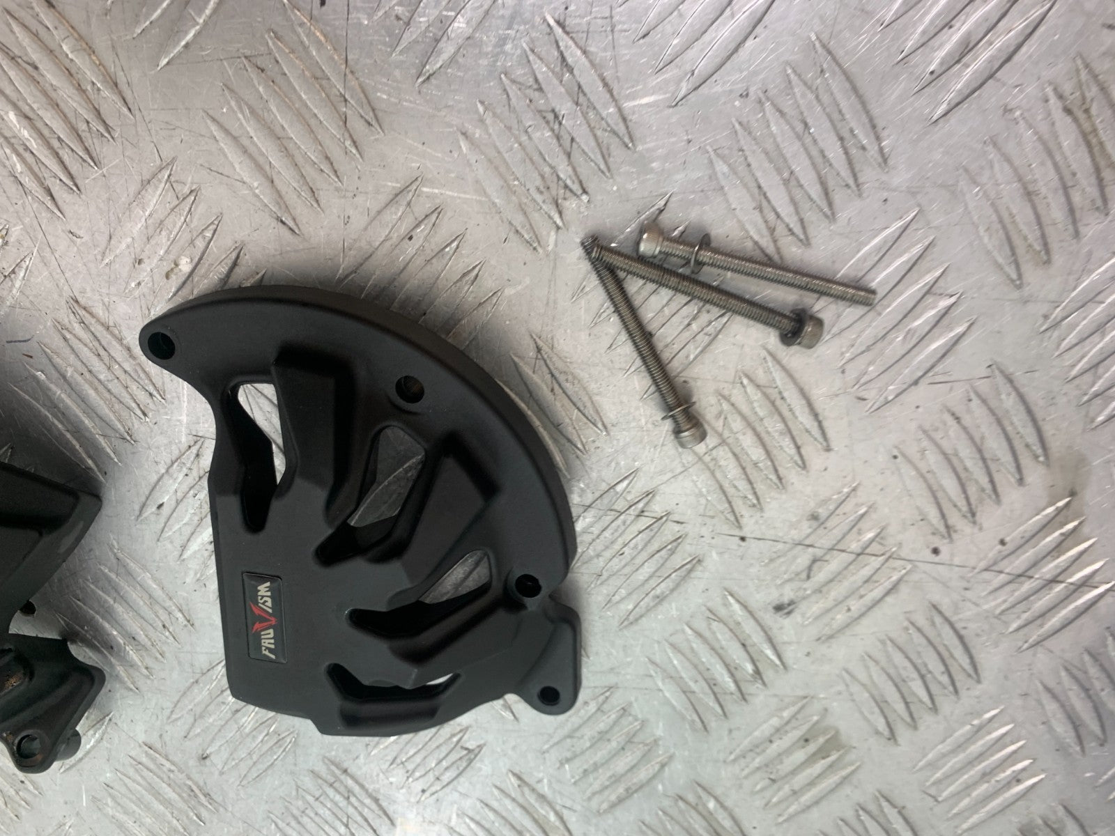 APRILIA TUONO 1000 V4R ENGINE COVERS  YEAR 2011-13  (CMB1331)